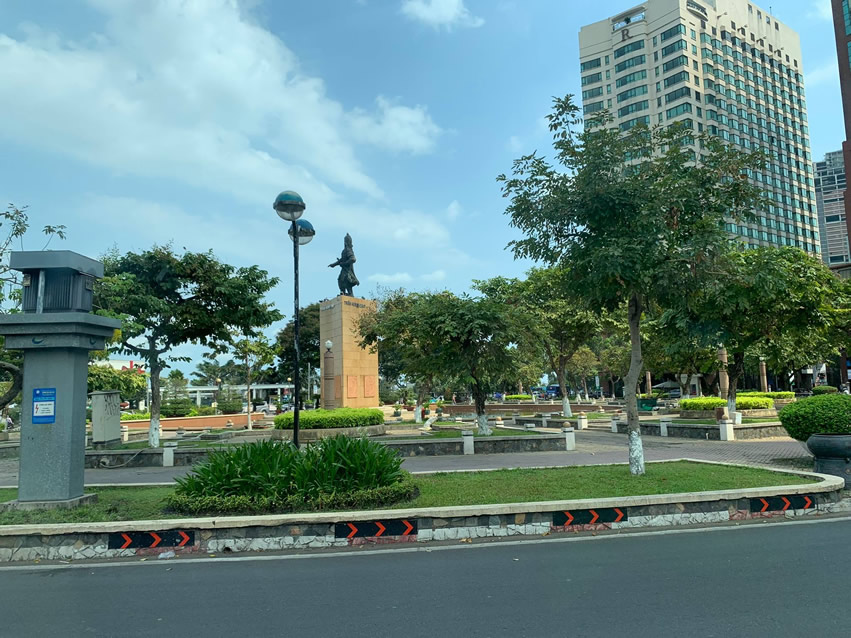 <h2>2019 Vietnam, Hong Kong & Japan Golf Cruise</h2>16 Nights | 4 Rounds | Singapore – Tokyo | March 29 – April 14